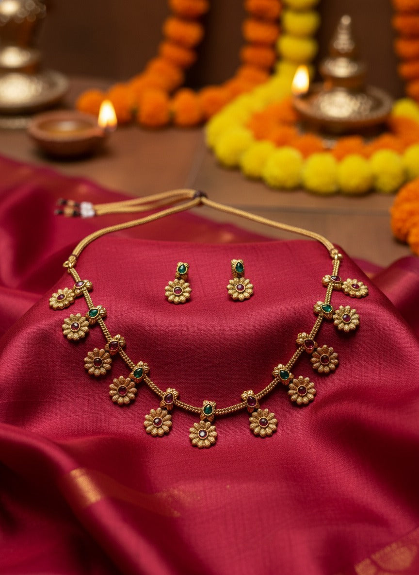 Antique Jewellery Set 8